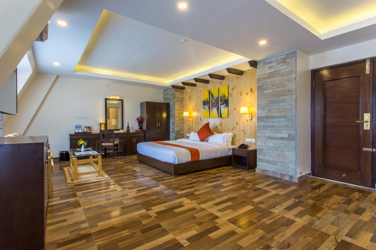 Bodhi Suites Boutique Hotel And Spa Pokhara Exterior photo