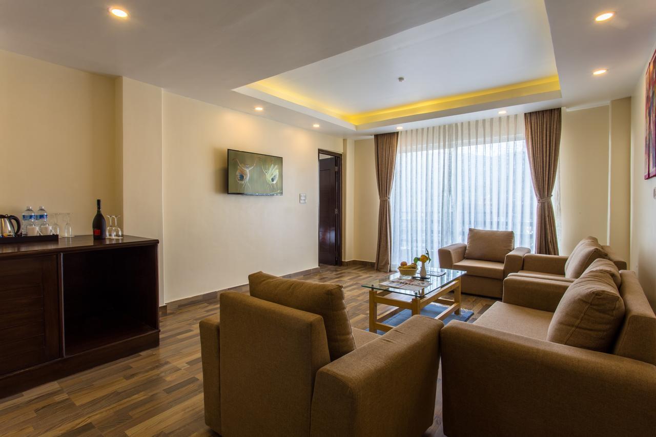 Bodhi Suites Boutique Hotel And Spa Pokhara Exterior photo